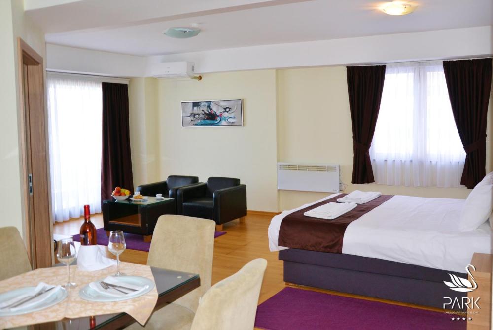 Room image 2