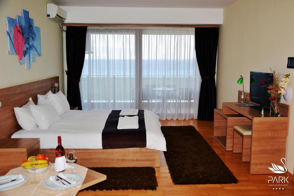 Room image 5